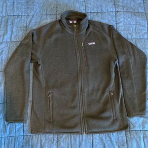 Black Patagonia full zip fleece